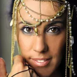 Kirsty Almeida