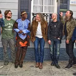 Robert Plant And The Sensational Space Shifters