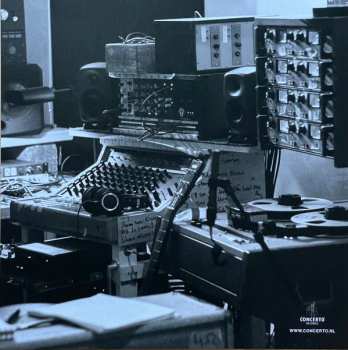 LP Bernard Hering: Out Of Thin Air