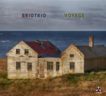 Briotrio: Voyage