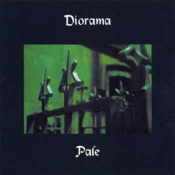 CD Diorama: Pale