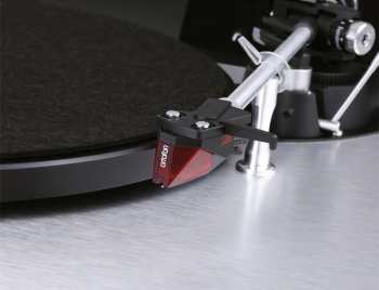 Tontechnik DUAL CS 800 Black Edition 1 of 50 + Ortofon 2M RED
