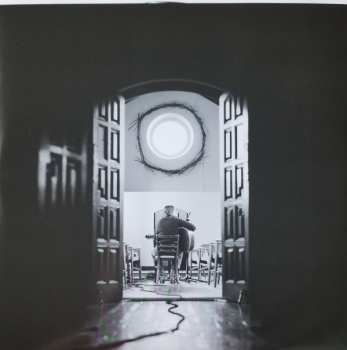 LP Erin Rae: Putting on Airs