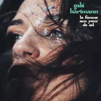 La Femme Aux Yeux De Sel