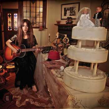 LP Gwenifer Raymond: Strange Lights Over Garth Mountain