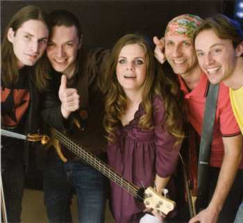 CD Hrdza: Hrdzavá Osemnástka