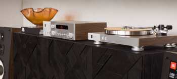 Tontechnik JBL TT350 Ořech/Stříbrná