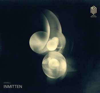 CD Kavall: Inmitten