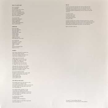 LP King Crimson: Three Of A Perfect Pair