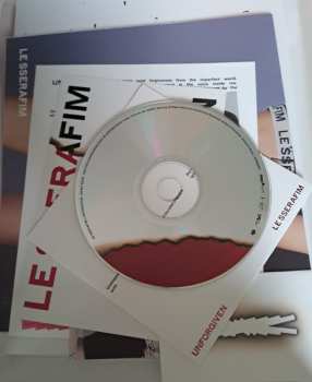 CD LE SSERAFIM: Unforgiven