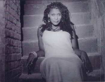 CD Lenora Zenzalai Helm: Precipice