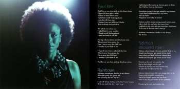 CD Malia: Young Bones