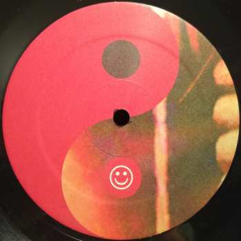 LP Melody's Echo Chamber: Melody's Echo Chamber