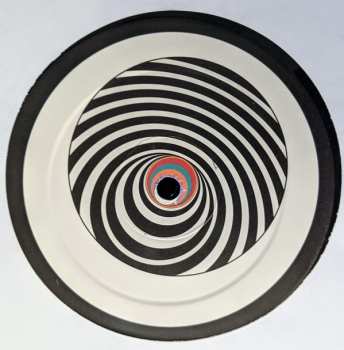 LP Mild High Club: Skiptracing