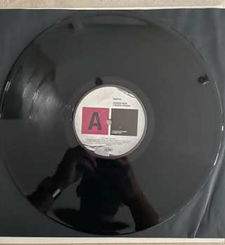 LP Ministri: Cronaca Nera e Musica Leggera