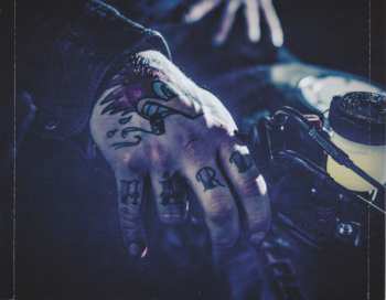 CD Mustasch: Testosterone