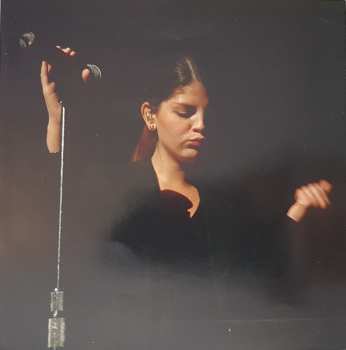 CD/DVD Nikki Yanofsky: Ella...Of Thee I Swing DLX