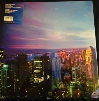 LP Oasis: Standing On The Shoulder Of Giants