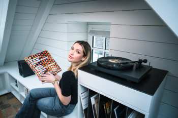 Tontechnik Pro-ject Colourful Audio System E Černá