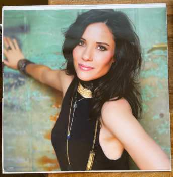 LP Shannon McNally: Black Irish LTD | CLR