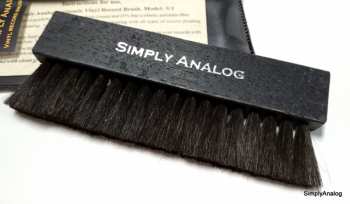 Tontechnik Simply Analog  - Anti-static Wooden Brush Cleaner S/1 Black