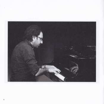 CD Σωκράτης Σινόπουλος: Topos