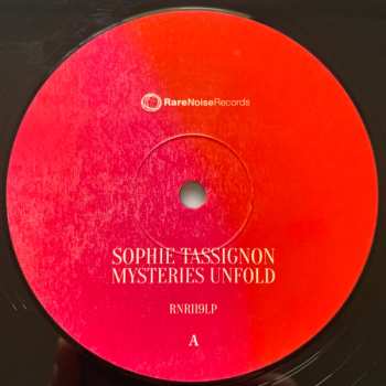 LP Sophie Tassignon: Mysteries Unfold