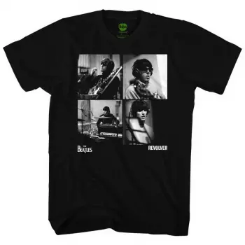T-Shirt Revolver Studio Shots