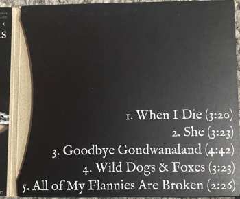 CD The Dead Maggies: Wild Dogs And Flannies