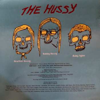 LP The Hussy: Looming