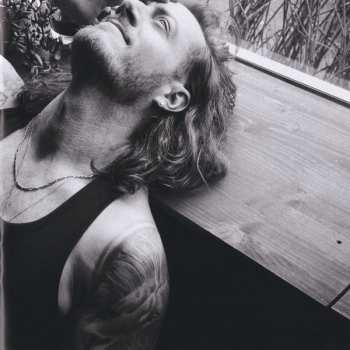 CD Tyler Hubbard: Strong