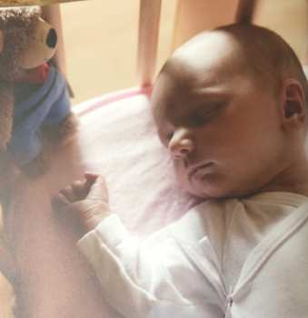 CD/Box Set Various: Wiegenlieder Aus Aller Welt