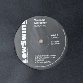LP Veronika Morscher: Blooming LTD | NUM